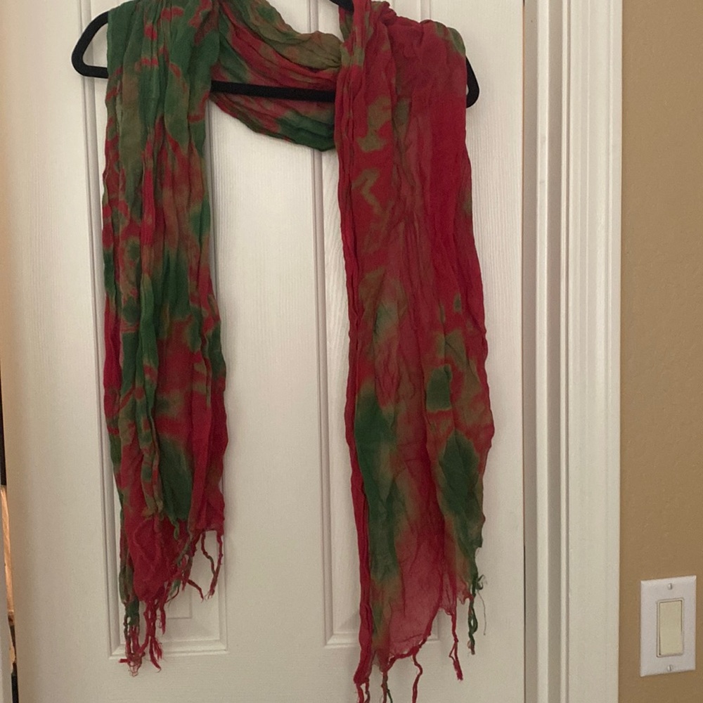 Tie dye scarf 🐘 ✨